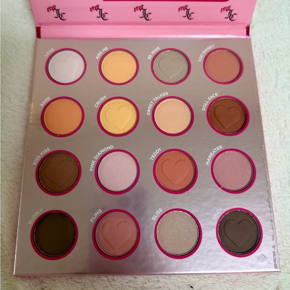 Juicy Couture Eyeshadow Palette - Picture 3 of 4